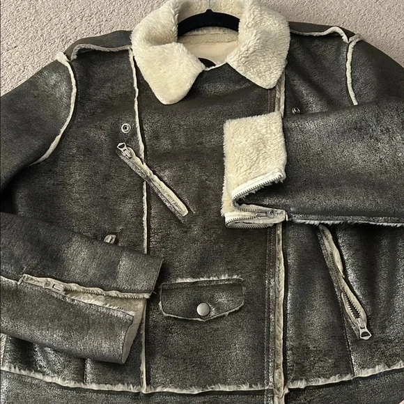 Stunning Ralph Lauren Denim & Supply
Faux Leather Sheepskin Moto Jacket Fits M-L - Picture 12 of 12